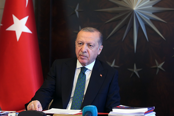 cumhurbaskani-erdogan-turkiyenin-onunde-yeni-bir-donemin-kapilarini-birlikte-acalim-FqNMv9eb.jpg